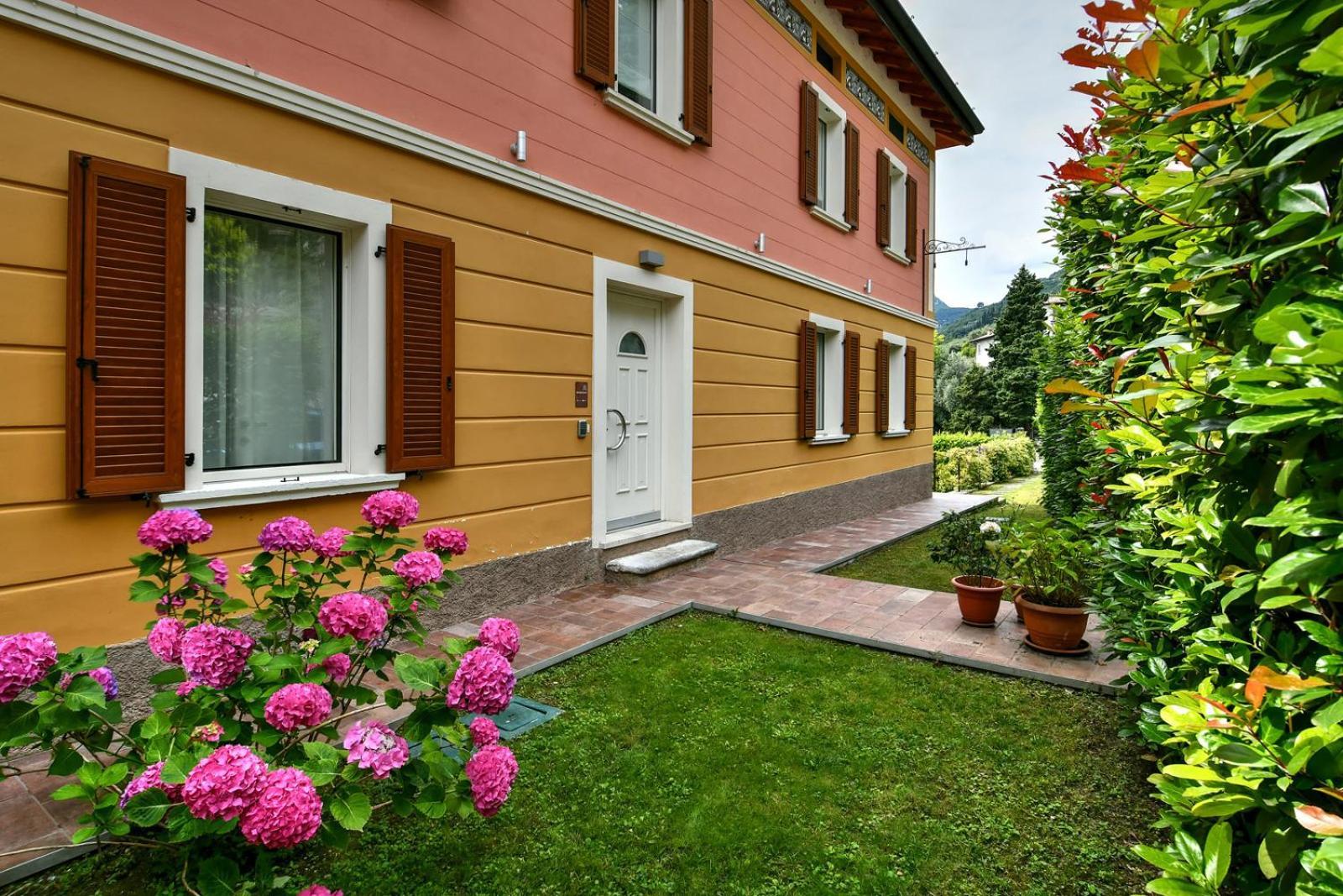Il Sogno Sul Lago 가르냐노 외부 사진