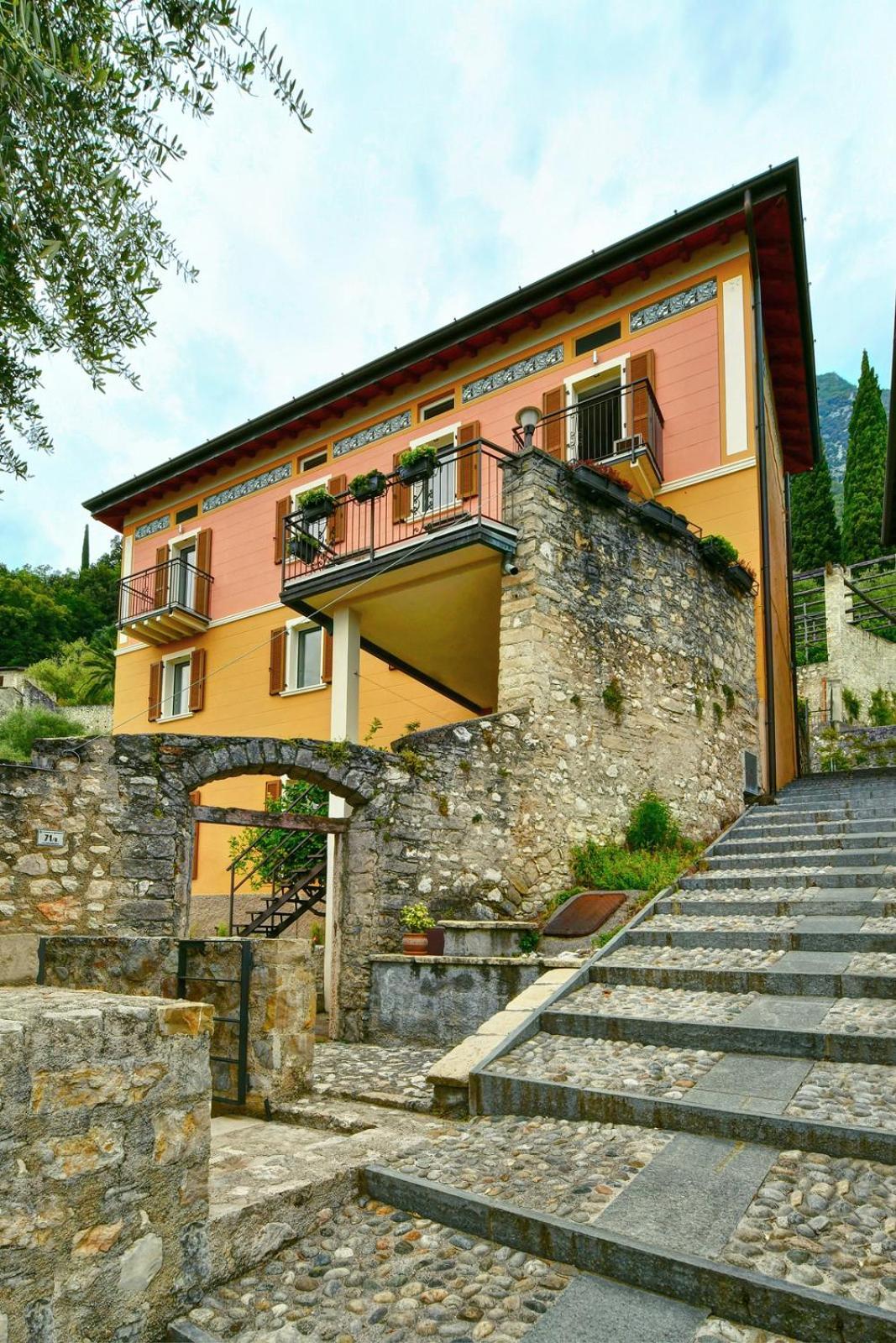 Il Sogno Sul Lago 가르냐노 외부 사진