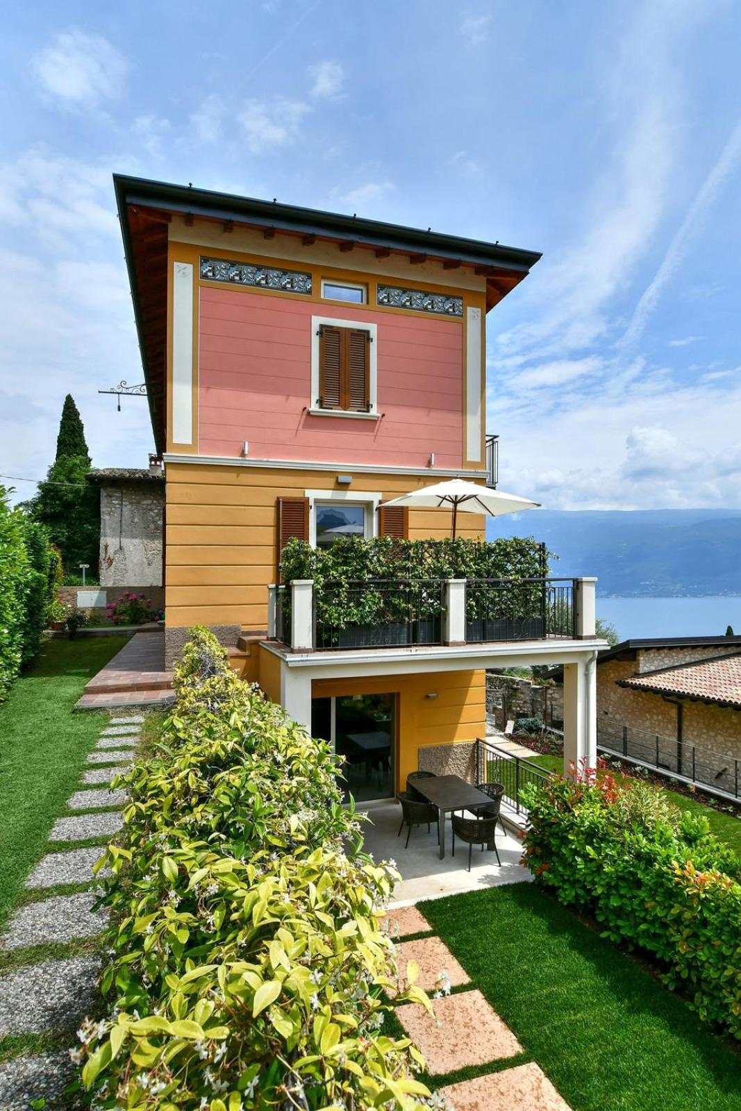 Il Sogno Sul Lago 가르냐노 외부 사진